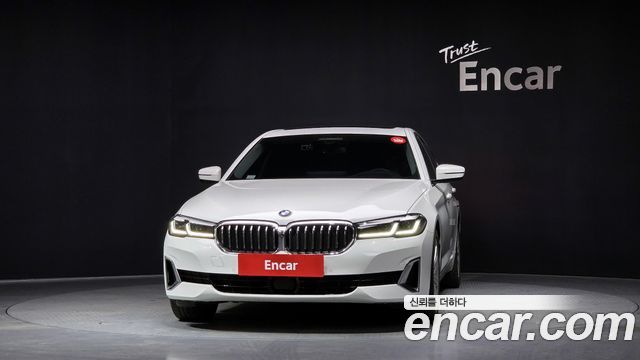 BMW 5-Series 530i Luxury