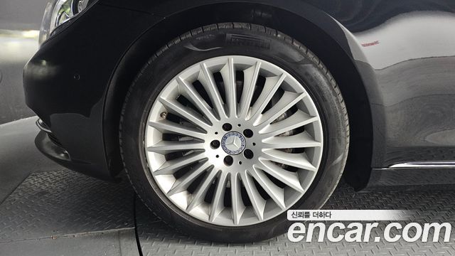 Mercedes-Benz S-Class S500L 4MATIC