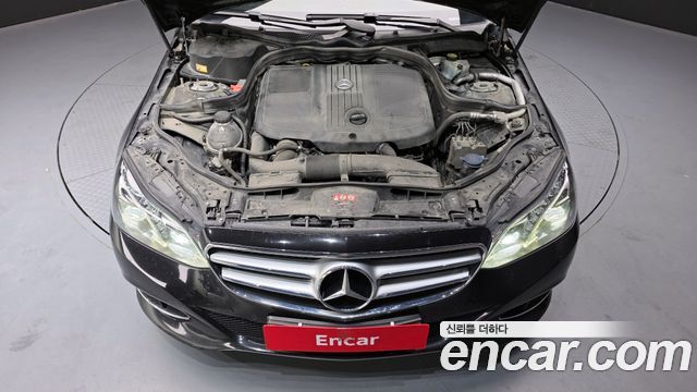 Mercedes-Benz E-Class E220 CDI Avantgarde