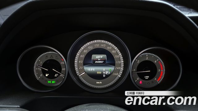 Mercedes-Benz E-Class E220 CDI Avantgarde