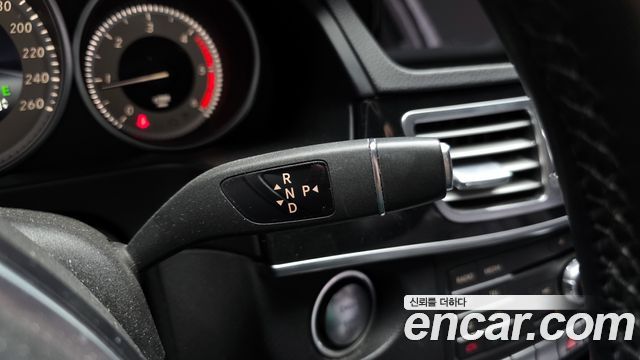 Mercedes-Benz E-Class E220 CDI Avantgarde