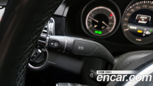 Mercedes-Benz E-Class E220 CDI Avantgarde