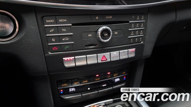 Mercedes-Benz E-Class E220 CDI Avantgarde