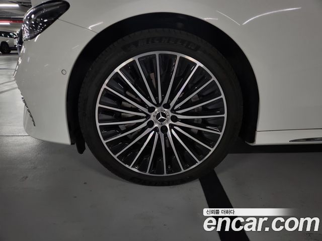 Mercedes-Benz E-Class E450 4MATIC Exclusive