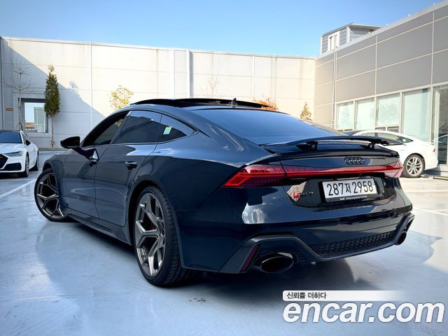 Audi RS7 (4K) 4.0 TFSI Quattro Performance