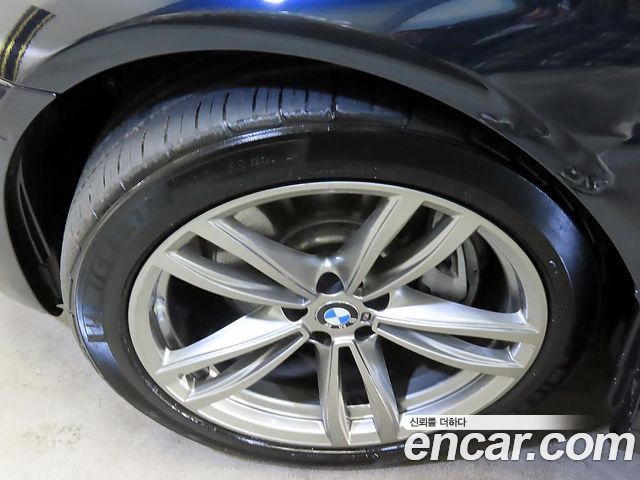 BMW 7-Series 740d xDrive M Sport