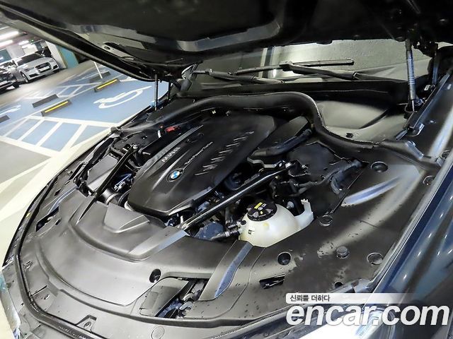 BMW 7-Series 740d xDrive M Sport