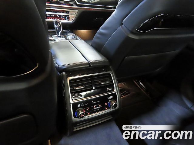 BMW 7-Series 740d xDrive M Sport