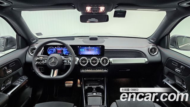 Mercedes-Benz EQB EQB300 4MATIC AMG Line