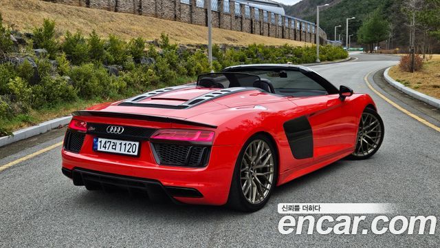 Audi R8 5.2 V10 Spyder