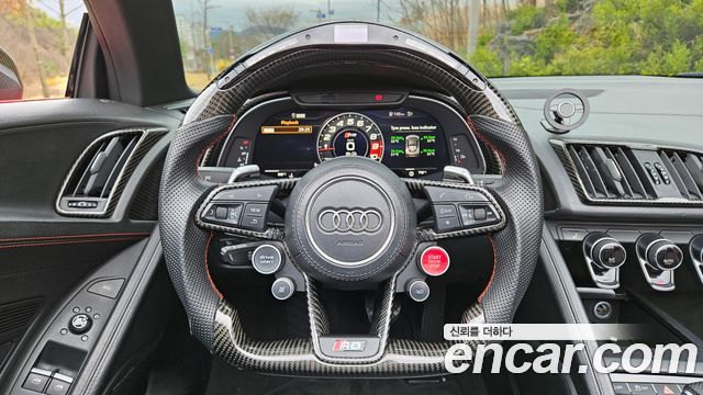 Audi R8 5.2 V10 Spyder