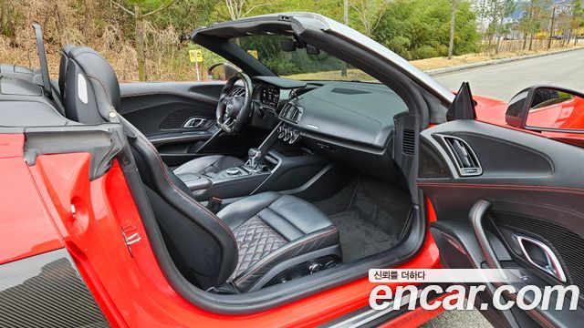 Audi R8 5.2 V10 Spyder
