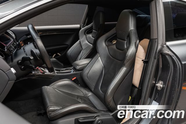 Audi RS5 4.2 FSI Quattro