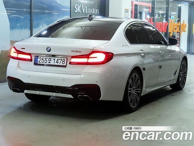 BMW 5-Series 530i xDrive M Sport Package Plus