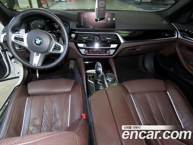 BMW 5-Series 530i xDrive M Sport Package Plus