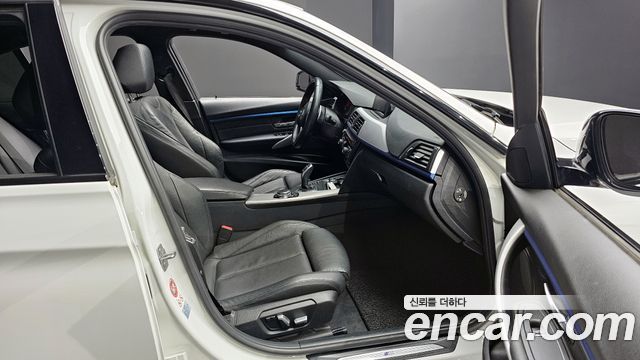 BMW 3-Series 328i M Sport
