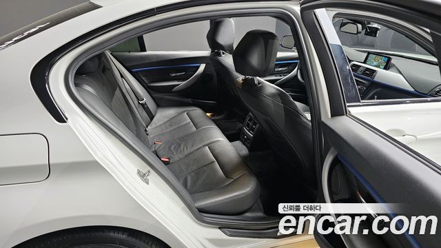 BMW 3-Series 328i M Sport