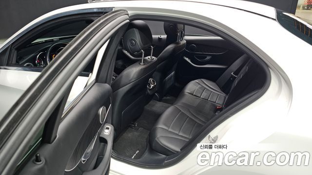 Mercedes-Benz C-Class C220 d 4MATIC AMG Line