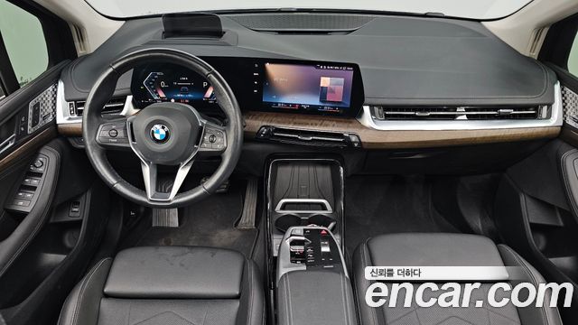 BMW 2-Series 220i Luxury