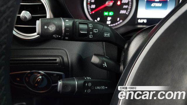 Mercedes-Benz GLC-Class GLC300 4MATIC