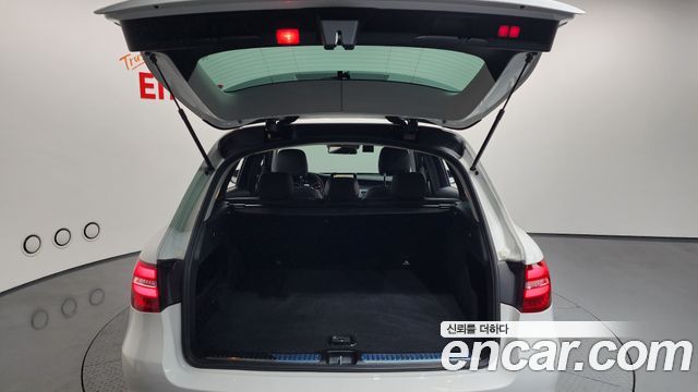 Mercedes-Benz GLC-Class GLC300 4MATIC