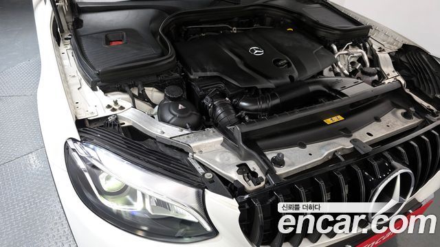 Mercedes-Benz GLC-Class GLC220 d 4MATIC Premium Coupe