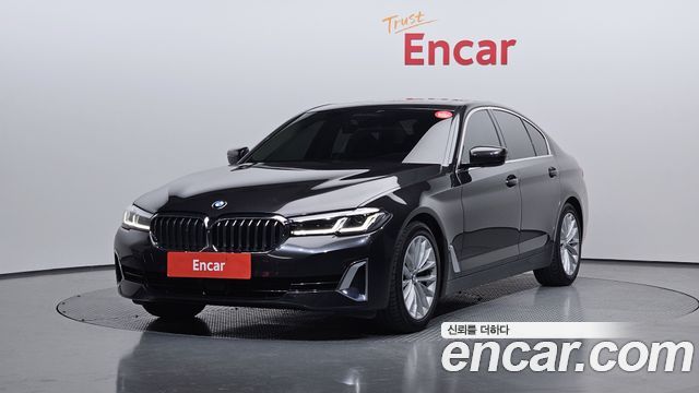BMW 5-Series 530i Luxury