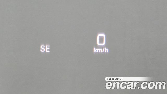 Mercedes-Benz E-Class E300 4MATIC Avnatgarde