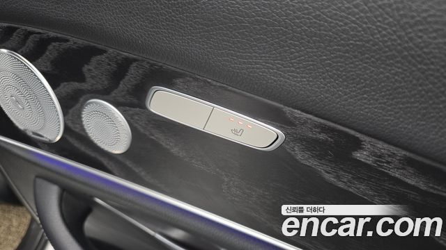 Mercedes-Benz E-Class E300 4MATIC Avnatgarde