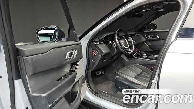 Land Rover Range Rover Velar 2.0 D240 R-Dynamic SE