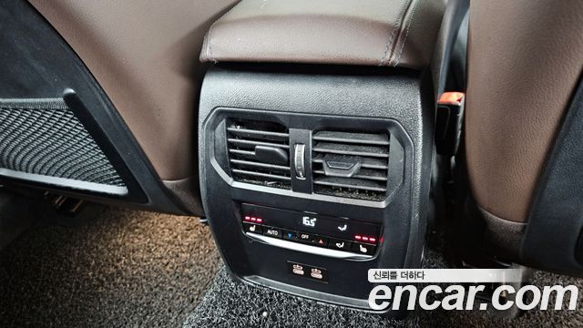 BMW 3-Series 320e Luxury