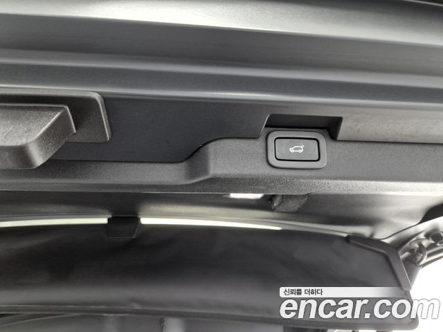 Land Rover Discovery 2.0 SD4 SE