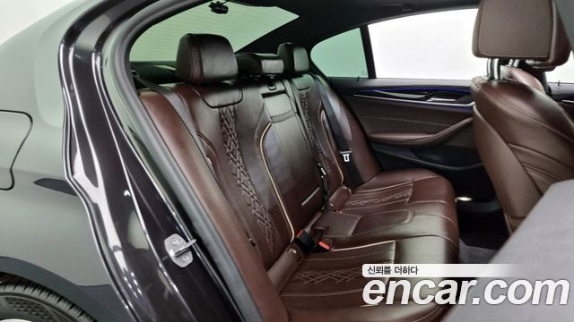 BMW 5-Series 523d M Sport
