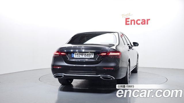 Mercedes-Benz E-Class E350 4MATIC Exclusive
