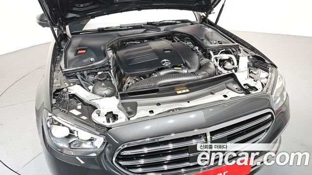 Mercedes-Benz E-Class E350 4MATIC Exclusive