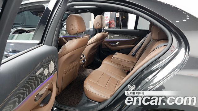 Mercedes-Benz E-Class E350 4MATIC Exclusive
