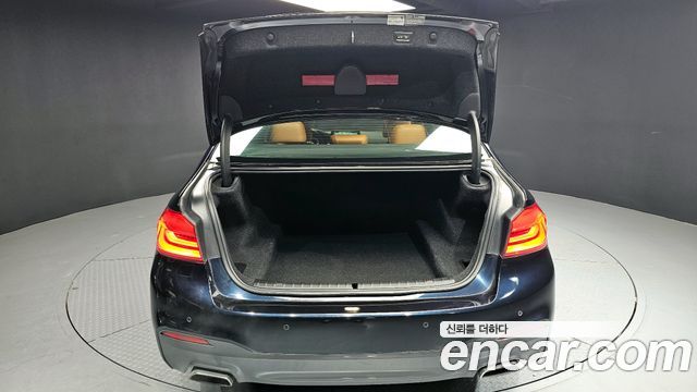 BMW 5-Series 530i M Sport Package