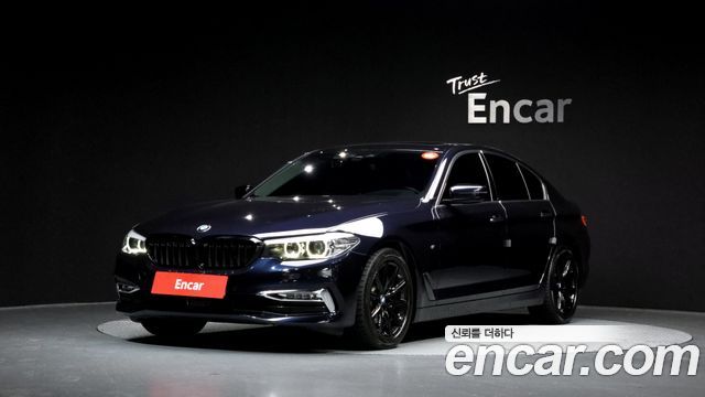 BMW 5-Series 520i Luxury