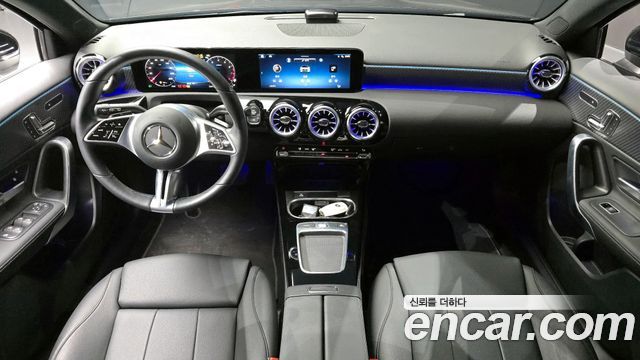 Mercedes-Benz A-Class A220 Hatchback
