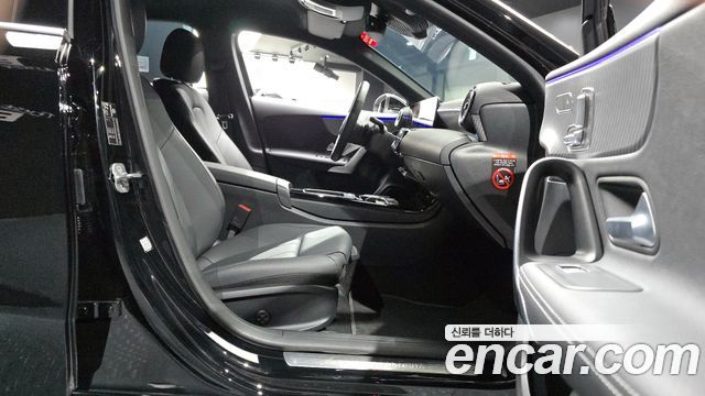 Mercedes-Benz A-Class A220 Hatchback