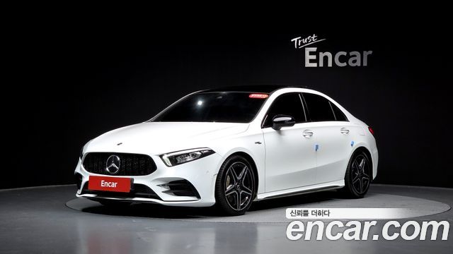 Mercedes-Benz A-Class AMG A35 4MATIC Sedan