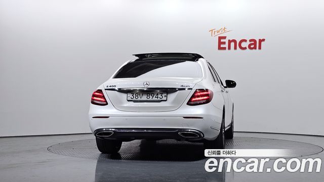 Mercedes-Benz E-Class E400 4MATIC Exclusive