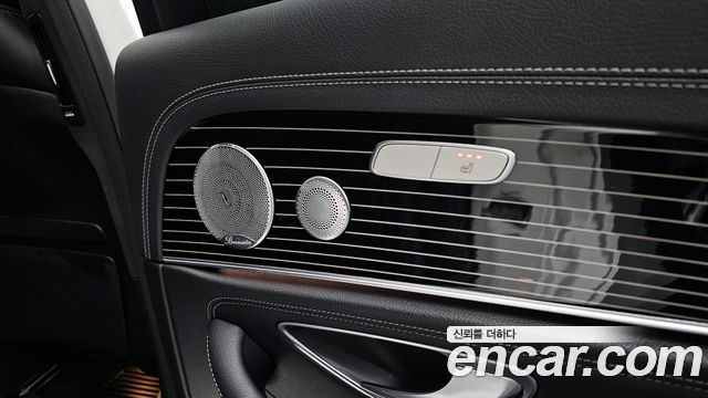 Mercedes-Benz E-Class E400 4MATIC Exclusive