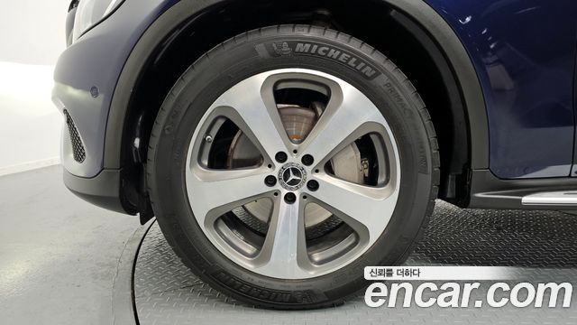 Mercedes-Benz GLC-Class GLC300 4MATIC