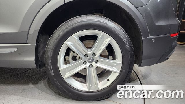 Audi Q8 45 TDI Quattro Premium