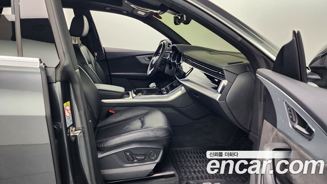 Audi Q8 45 TDI Quattro Premium