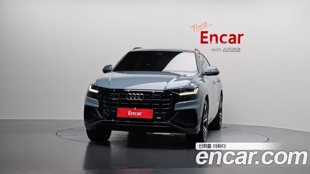 Audi Q8 55 TFSI Quattro Premium