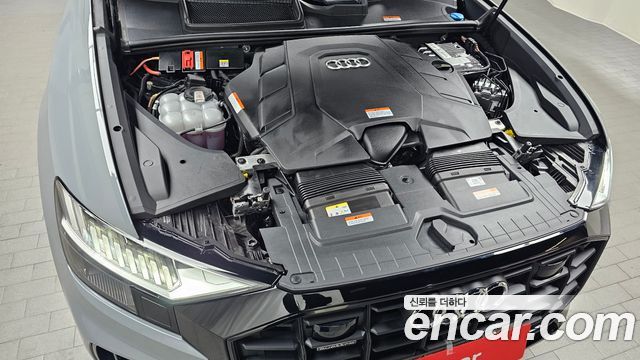 Audi Q8 55 TFSI Quattro Premium