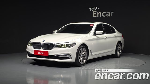 BMW 5-Series 520i Luxury