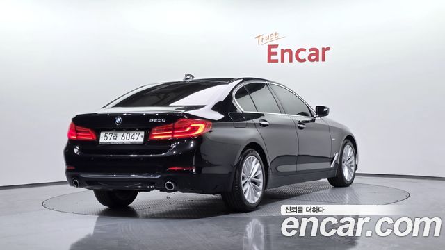 BMW 5-Series 520d Luxury Special Edition